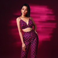 Tak ingin terus terpuruk karena penampilannya, Nhi memutuskan untuk menjalani program diet ketat. Nhi yang dulunya memiliki berat badan 70 kg akhirnya bisa turun sebanyak 20 kg. Foto: Facebook/Truong Thao Nhi