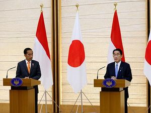 Jokowi Bertemu PM Jepang Kishida, Bahas Kerja Sama hingga Agresi Rusia