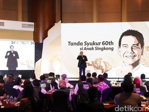Senangnya CT Menjamu 60 Orang Terpilih untuk Dinner Bareng Dirinya