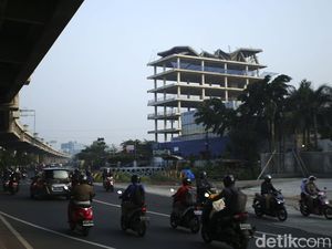 Ada Rooftop Gedung Nyaris Roboh di Jaktim, Kenapa Ya?