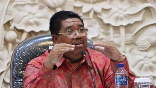 Bupati Buleleng Putu Agus Suradnyana