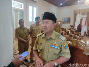 Jabar Hari Ini: Bupati Cianjur Siap Dipanggil KPK
