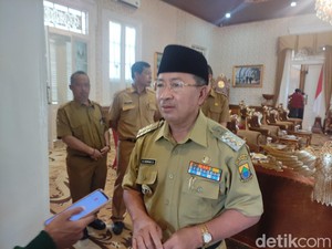 Duh! Titik Relokasi Korban Gempa Tetanggaan dengan TPA Sampah