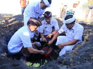 Tilem Sasih Kasa, Penataan Area Pedagang Pura Goa Lawah Dimulai