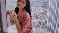 Ini adalah Claudia Senduk, mantan asisten pengacara Razman Arif Nasution. Foto: Instagram @claudiasenduk