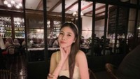 Claudia Senduk mendapatkan dukungan dari keluarga untuk melaporkan Razman Arif Nasution. Foto: Instagram @claudiasenduk