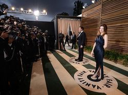 Mesranya Elon Musk dengan Wanita yang Dua Kali Dinikahinya