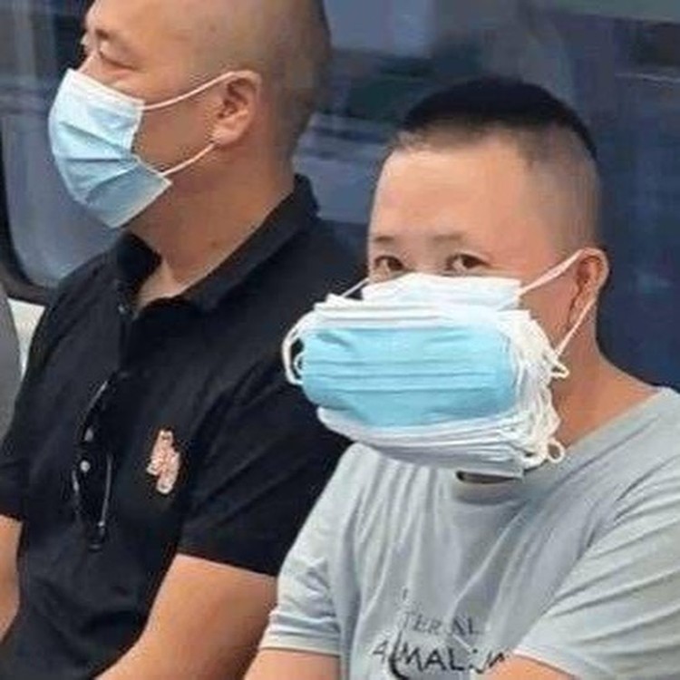 Foto Aksi Nyeleneh
