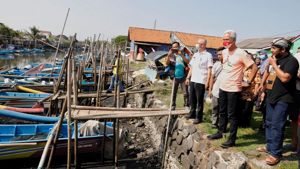 Ganjar: 10.000 Nelayan Se-Jawa Tengah Ter-cover Asuransi