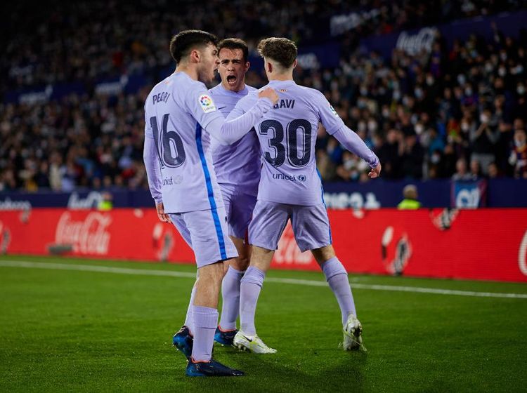 Starting XI Barca yang Muda, yang Berbahaya