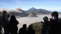 Wisata Bromo Tidak Terdampak Erupsi Gunung Semeru
