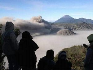 Fenomena Frost Bromo yang Justru Bikin Wisatawan Makin Kepincut