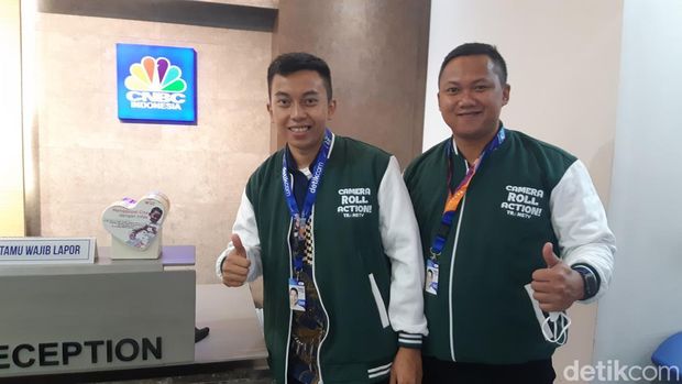Hanya 61 orang dari belasan ribu orang yang terpilih untuk dinner bareng Chairul Tanjung (CT) Si Anak Singkong. Mereka yang terpilih merasa kaget. (Danu Damarjati/detikcom)