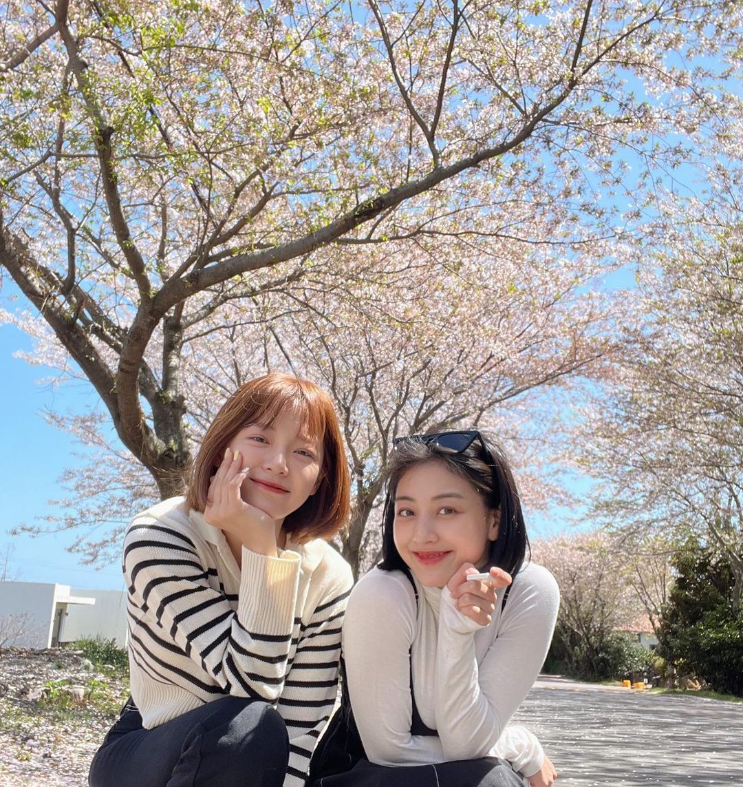 Kim Sejeong dan sahabatnya