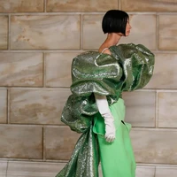 Inilah koleksi busana Marc Jacobs Fall/Winter 2022 yng ditampilkan dalam fashion show di New York Public Library. Foto: Dok. Marc Jacob.