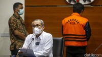 Wakil Ketua KPK Alexander Marwata menjelaskan, KPK sudah menemukan bukti permulaan yang cukup dalam kasus Mardani Maming sehingga KPK menaikkan status proses hukum dan menetapkan Mardani Maming menjadi tersangka. 