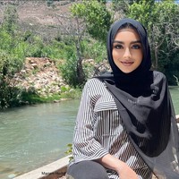 Dalam keterangan bio TikTok, Mariam menyebutkan jika ia adalah seorang nabi wanita pertama, komedian dan budayawan. Ia bahkan sengaja memperlihatkan bagian tubuhnya di foto profil dan beberapa video unggahannya. Foto: Dok. Instagram @mariam.hadid3.