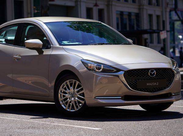 Lihat dari Dekat Mazda 2 Sedan Seharga Rp 338,8 Juta, Masih Bisa Minum Pertalite