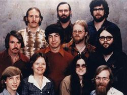 9 Foto Bersejarah yang Menarik dari Facebook History In Pictures