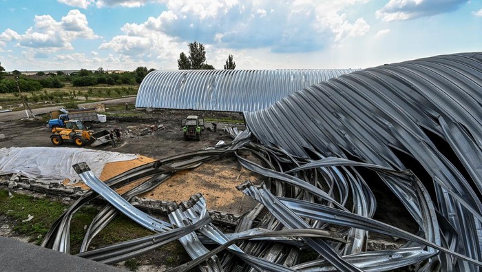 A view shows a grain a storage destroyed by a Russian military strike, as Russia's attack on Ukraine continues, in the village of Yulivka, Zaporizhzhia region, Ukraine July 27, 2022. REUTERS/Dmytro Smolienko
