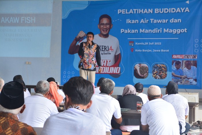 Relawan Sandiaga