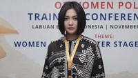 Rita mengaku mahir berbahasa Mandarin karena pernah menjadi satu-satunya polisi Indonesia yang mendapatkan beasiswa International Law Enforcement Liaison Officer Program di Beijing Foreign Studies University (BFSU) Beijing, Negara Republik Rakyat Cina. Foto: dok instagram Rita Yuliana