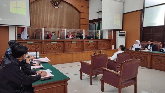 Sidang Pemeriksaan Terdakwa Napoleon Bonaparte