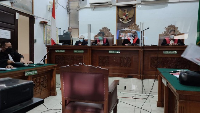 Sidang tuntutan Bos PStore (Wilda-detikcom)