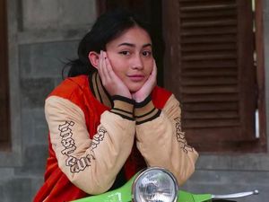Ada Hubungan Apa El Rumi dengan Sintya Marisca?