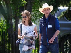 Ngumpul Bareng, Ini Gaya Istri Orang Terkaya dan Terkuat