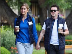 Ngumpul Bareng, Ini Gaya Istri Orang Terkaya dan Terkuat