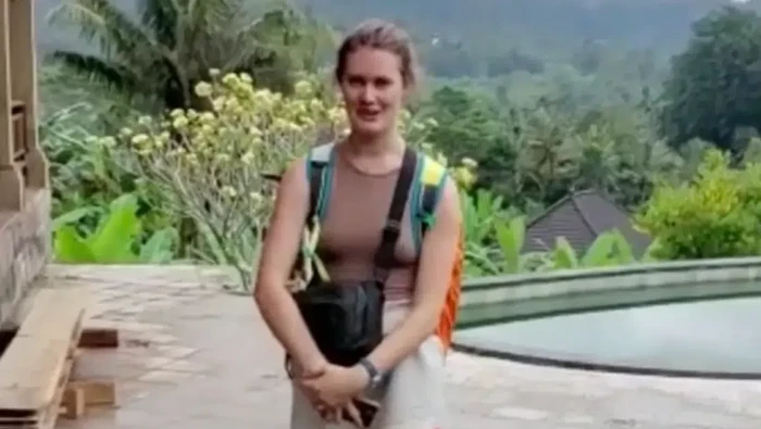 Vila rusak di Bali