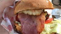 Seperti mau dimakan sama burgernya.