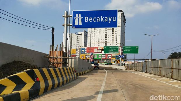 Akses Tol Becakayu di Prumpung