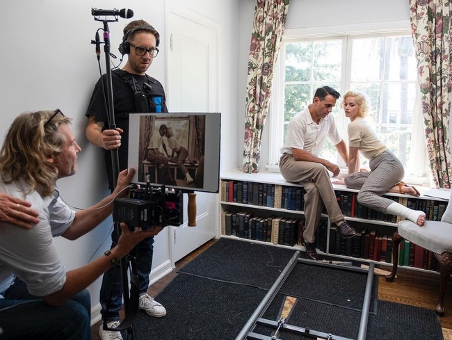 Film itu juga menampilkan hubungannya dengan atlet baseball, Joe DiMaggio.Foto: Instagram @ana_d_armas