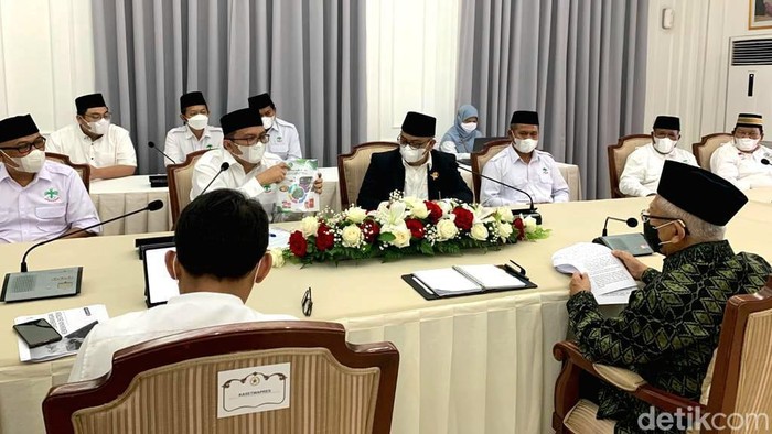 Apkasindo menjumpai Wapres Maruf Amin di Jakarta.