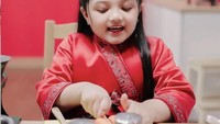 Kabar dirinya masuk ke dalam semifinal di ajang WCOPA yang diselenggarakan di Amerika, membuat banyak orang senang mendengar bakat gadis kecil berusia 7 tahun ini. Foto: Instagram @queenarsy