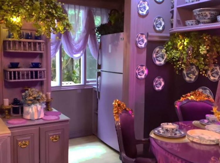 Potret Dapur Ala, Ibunda Tasya Farasya yang Serba Ungu