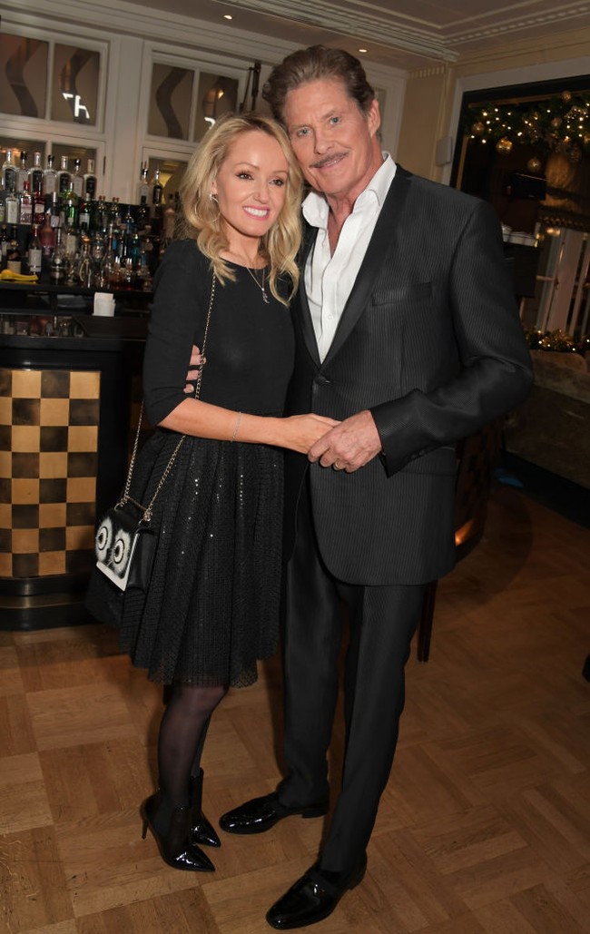 “Sejujurnya, alasan kami belum menikah karena aku tahu ini tidak akan jadi hubungan yang sempurna. Kami tidak akan menua bersama, itu kenyataannya,” kata aktor yang kini berusia 70 tahun itu. Foto: Taylor Hill/Getty Images