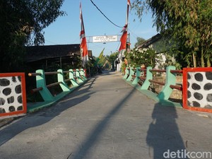 Warga Dusun Memek Memilih Jalan Hidup Sebagai Petani