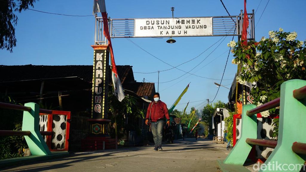 Warga Takut Ganti Nama Dusun Memek