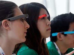 Google Glass, Kacamata Canggih Menawan Tapi Gagal Total