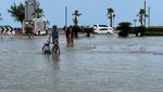 Jarang Terjadi, Banjir Rendam Uni Emirat Arab