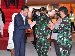 Jokowi dan Iriana Tiba di Tanah Air usai Kunjungan dari Asia Timur