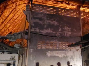 Polisi: Kebakaran Pabrik Pakaian Dalam di Jakbar Diduga Akibat Korsleting