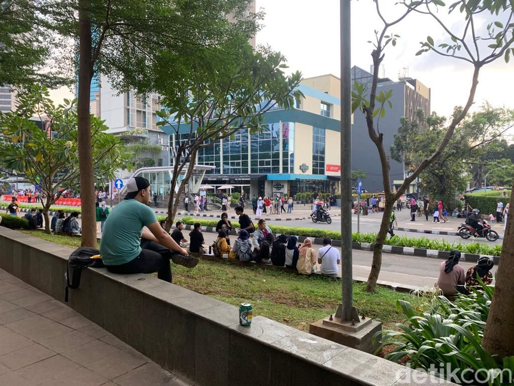 Kondisi arena Citayam Fashion Week di kawasan Dukuh Atas, Jakarta Pusat, 29 Juli 2022. (Mulia Budi/detikcom)