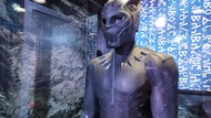 Kenang Chadwick Boseman Lewat Kostum Black Panther di Pameran Marvel