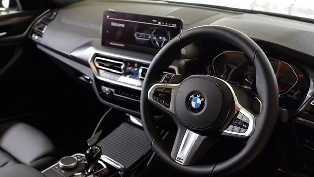 New BMW X4