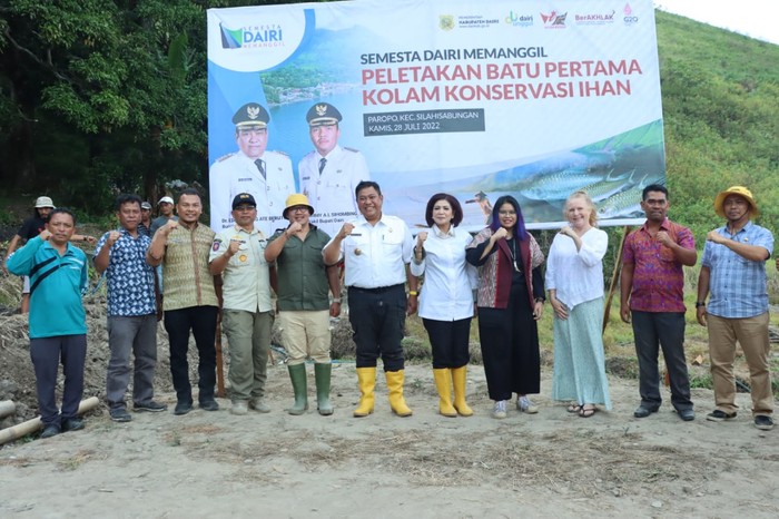 Peletakan Batu Pertama Kolam Konservasi Ihan Batak