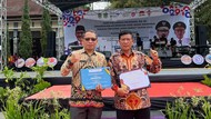 Pemkab Bandung Raih Penghargaan dari BKKBN & Kementerian PANRB